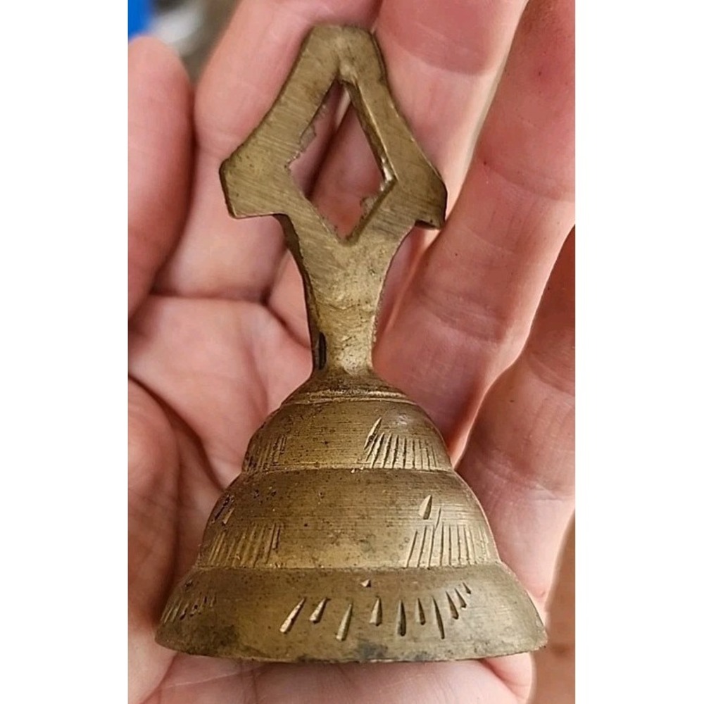 Brass Bell Incised Accents Mantel Decor 2 3/4 Inches‎ Tall